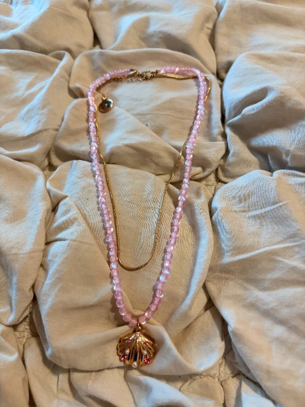 Vintage Free People Whimsigoth Gold Seashell Clamshell Pendant Necklace